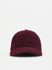 Sztruksowa czapka z daszkiem - ciemnofioletowy. Fioletowe czapki damskie Reserved, bez wzorów, ze sztruksu. Za 59.99 zł.