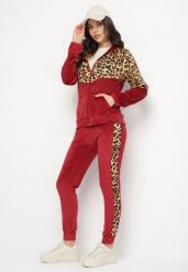 Bordowy Welurowy Komplet Dresowy ze Zdobieniami w Panterkę Bluza i Spodnie Koriaressa. Czerwone bluzy damskie Born2be, m, z aplikacjami, z dresówki, eleganckie, bez ramiączek, bez kaptura. Za 79.99 zł.