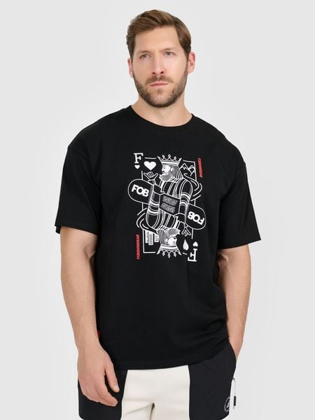 4F T-shirt loose z nadrukiem męski - czarny L. Czarne t-shirty męskie 4F, l, bez wzorów, z bawełny, bez kołnierzyka, bez ramiączek. Za 79.99 zł.