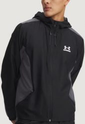 Kurtka Mężczyzna UNDER ARMOUR UA TECH SPORT WOVEN JKT. Czarne kurtki sportowe męskie Under Armour, m, bez wzorów, z materiału. Za 370.95 zł.