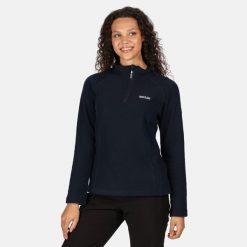 Bluza polarowa dla kobiet Regatta KENGER. Niebieskie bluzy damskie Regatta, bez wzorów, z polaru, sportowe, bez ramiączek, bez kaptura. Za 69.99 zł.