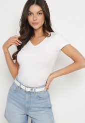 Biały T-shirt z Bawełny o Prostym Kroju z Dekoltem w Serek Fevireena. Białe t-shirty damskie Born2be, l, bez wzorów, z bawełny, eleganckie, bez kołnierzyka, bez ramiączek. Za 39.99 zł.