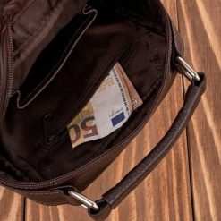 Paolo Peruzzi Saszetka męska na ramię skórzana elegancka do pracy praktyczna brązowa T-128-BR. Brązowe saszetki i nerki męskie Paolo Peruzzi, na ramię. Za 324.98 zł.