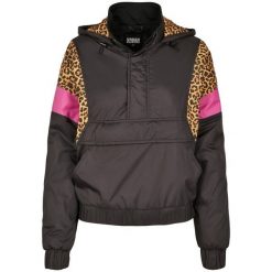 Damska klasyczna miejska parka o mieszanym kroju. Czarne parki damskie Urban Classics, m, bez wzorów, z nylonu, bez kaptura. Za 241.80 zł.