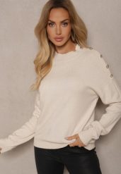 Jasnobeżowy Sweter Półgolf z Modalem i Wiskozą Ozdobiony Guzikami Setannia. Brązowe swetry nierozpinane damskie Renee, l, bez wzorów, z wiskozy, casualowe, bez kołnierzyka, bez ramiączek. Za 69.99 zł.