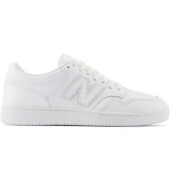 Buty unisex New Balance BB480L3W – białe. Białe buty sportowe męskie New Balance, bez wzorów, z dresówki, bez zapięcia, trekkingowe. Za 449.99 zł.