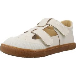 Sandały TITANITOS L540 JULIO Beżowy. Brązowe buty zimowe męskie TITANITOS, bez wzorów, ze skóry, sportowe, bez zapięcia. Za 219.99 zł.