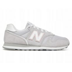 Buty na co dzień damskie NEW BALANCE 373 skóra. Białe obuwie sportowe damskie New Balance, bez wzorów, ze skóry, bez zapięcia, trekkingowe, New Balance 373. Za 268.49 zł.