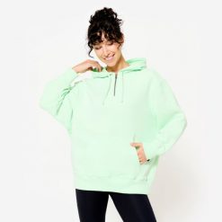 Bluza z kapturem damska Domyos Gym & Pilates 520 Oversize. Zielone bluzy damskie DOMYOS, m, bez wzorów, z bawełny, eleganckie, bez ramiączek, z kapturem. Za 79.99 zł.