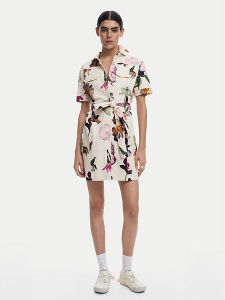 Desigual Sukienka koszulowa Monicawhite 25SWVW13 Écru Regular Fit. Sukienki damskie Desigual, xs, bez wzorów, z bawełny, bez kołnierzyka, bez ramiączek, koszulowe. Za 289.99 zł.