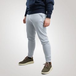 Boss Spodnie dresowe męskie Boss. Spodnie sportowe męskie Boss, m, bez wzorów, z dresówki. Za 599.00 zł.