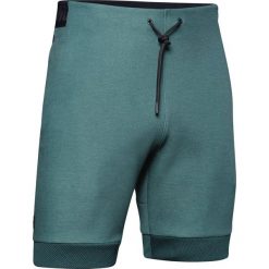 Under Armour Move Light Szorty Zielony. Zielone szorty męskie Under Armour, bez wzorów, z materiału. Za 309.95 zł.