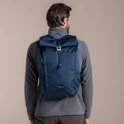 Klasyczny plecak Craghoppers Kiwi Rolltop II 20 L. Niebieskie plecaki męskie Craghoppers, bez wzorów, z materiału, klasyczne. Za 318.20 zł.