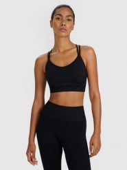 4F Biustonosz treningowy z niskim wsparciem - czarny M/L. Czarne bielizna sportowa damska 4F, l, bez wzorów, z elastanu. Za 119.99 zł.