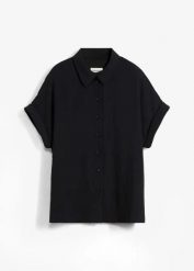 Bluzka oversized z e strukturalnej krepy. Czarne bluzki damskie bonprix, bez wzorów, bez kołnierzyka, bez ramiączek. Za 127.99 zł.