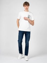 Pepe Jeans T-shirt "Shye" | PM508495 | Shye | Mężczyzna | Biały. Białe t-shirty męskie Pepe Jeans, m, bez wzorów, z bawełny, bez kołnierzyka, bez ramiączek. W wyprzedaży za 99.00 zł.