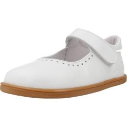 Sandały BLANDITOS DELHIBD Biały. Białe sandały damskie BLANDITOS BY CRIO'S, na lato, bez wzorów, ze skóry, bez zapięcia. Za 229.99 zł.