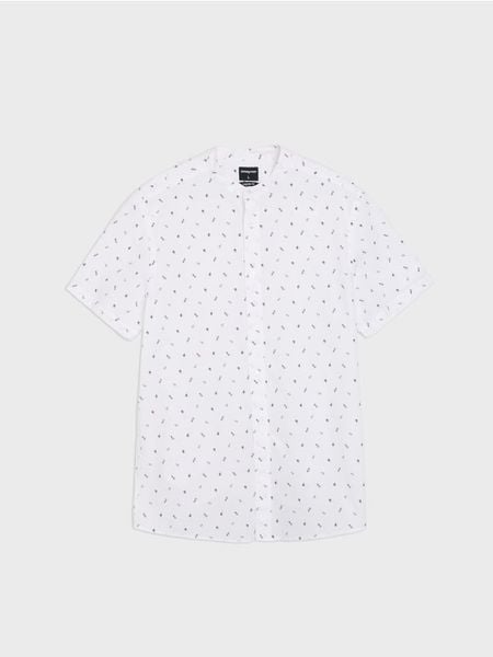 Koszula regular fit ze stójką - biały. Białe koszule męskie Sinsay, l, bez wzorów, bez kołnierzyka, bez ramiączek. W wyprzedaży za 29.99 zł.