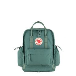 Plecak miejski Fjallraven Kanken Outlong - frost green. Zielone plecaki damskie Fjällräven, bez wzorów, sportowe. Za 723.99 zł.