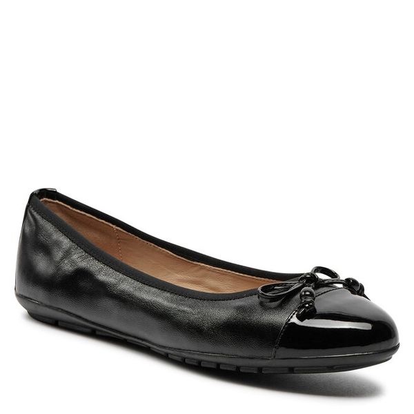 Baleriny Caprice. Czarne balerinki damskie Caprice, bez wzorów, bez obcasa, bez zapięcia. Za 189.99 zł.