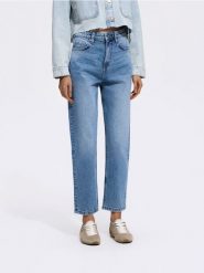Jeansy mom fit slim - niebieski. Niebieskie jeansy damskie Reserved, bez wzorów, z bawełny. Za 129.99 zł.