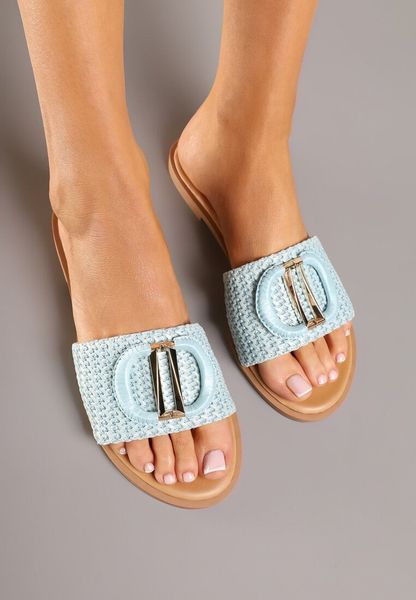 Niebieskie Klapki Vices Ozdobione Metaliczną Aplikacją Ardisel. Niebieskie klapki damskie Renee, z aplikacjami, bez obcasa, na płaskiej podeszwie, bez zapięcia. Za 69.99 zł.