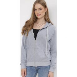Szara Bluza z Kapturem Zapinana na Suwak Argis. Szare bluzy damskie Born2be, l, bez wzorów, z dzianiny, klasyczne, bez ramiączek, z kapturem. Za 39.99 zł.