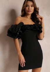 Czarna Dopasowana Sukienka Mini z Falbanami Denime. Czarne sukienki damskie Renee, m, bez wzorów, klasyczne, bez kołnierzyka, bez ramiączek, mini, dopasowane. Za 109.99 zł.
