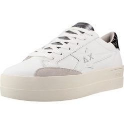 Buty SUN68 BIG KATY Biały. Białe obuwie trekkingowe damskie SUN68, ze skóry, bez zapięcia. Za 486.99 zł.