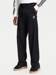 Adidas Spodnie materiałowe Trefoil Essentials JD2442 Czarny Regular Fit. Czarne spodnie materiałowe męskie Adidas, bez wzorów, z bawełny. Za 189.99 zł.