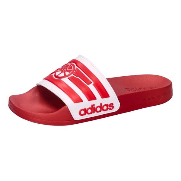 Klapki adilette Arsenal 2025/26. Białe klapki męskie Adidas, bez wzorów, z materiału, bez zapięcia. Za 119.99 zł.