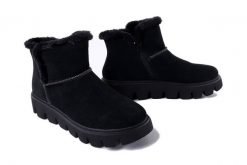 RIEKER Revolution W2071-00 black, botki damskie. Czarne botki damskie Rieker, na zimę, bez wzorów, z wełny, bez obcasa, bez zapięcia. Za 479.90 zł.