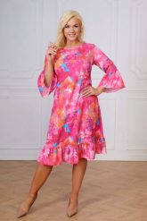 Koralowa sukienka Maja w kwiaty z falbankami XXL OVERSIZE WIOSNA. Pomarańczowe sukienki damskie Moda Size Plus Iwanek, na co dzień, na wiosnę, s, bez wzorów, z elastanu, bez kołnierzyka, bez ramiączek, mini, oversize. W wyprzedaży za 69.90 zł.