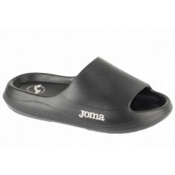 Klapki Damskie Logo. Czarne klapki damskie Joma, bez wzorów, z syntetyku, z otwartym noskiem, bez obcasa, na obcasie, bez zapięcia. Za 198.99 zł.