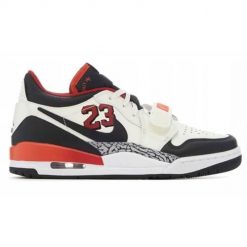 Buty do chodzenia męskie Nike Air Jordan Legacy 312 Low. Białe buty sportowe męskie Nike, bez wzorów, z materiału, bez zapięcia, trekkingowe, Nike Air Jordan. Za 665.00 zł.
