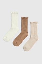 Skarpety 3-pack. Skarpetki damskie MOODO, bez wzorów, z bawełny. Za 39.99 zł.