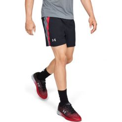 Under Armour Launch SW 5'' Szorty Czarny. Czarne szorty męskie Under Armour, bez wzorów, z materiału. Za 188.95 zł.