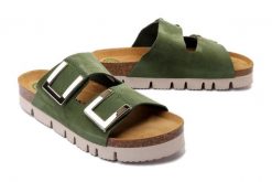 DR. BRINKMANN 700474-07 grun, klapki profilaktyczne damskie. Zielone klapki damskie Dr. Brinkmann, bez wzorów, ze skóry, bez obcasa, bez zapięcia. Za 288.92 zł.
