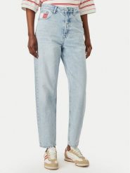 Tommy Jeans Jeansy DW0DW23467 Niebieski Mom Fit. Niebieskie jeansy damskie Tommy Jeans, bez wzorów, z jeansu. Za 529.99 zł.