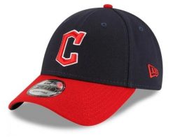 Czapka New Era Clegua. Czerwone czapki damskie New Era, bez wzorów, z materiału, eleganckie. Za 156.50 zł.