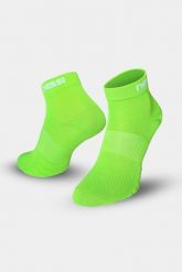 Bezszwowe skarpety oddychające Nessi Sportswear. Zielone skarpetki damskie NESSI SPORTSWEAR, bez wzorów, z bawełny. Za 59.90 zł.