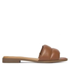 Klapki Lasocki. Brązowe klapki męskie Lasocki, bez wzorów, bez zapięcia. Za 129.99 zł.