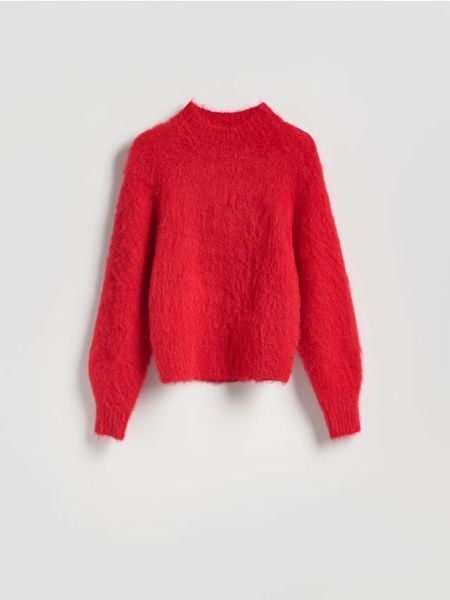 Sweter z alpaką - czerwony. Czerwone swetry nierozpinane damskie Reserved, l, bez wzorów, z dzianiny, bez kołnierzyka, bez ramiączek. Za 359.99 zł.