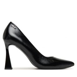 Półbuty KARL LAGERFELD. Czarne półbuty damskie KARL LAGERFELD, bez wzorów, bez obcasa, na obcasie, bez zapięcia. Za 709.99 zł.