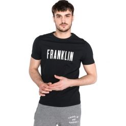 Franklin & Marshall Koszulka Czarny. Czarne t-shirty męskie Franklin & Marshall, l, bez wzorów, z bawełny, bez kołnierzyka, bez ramiączek. Za 188.95 zł.