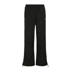 Spodnie damskie FILA Laplace Low Waist Oversized Track. Czarne spodnie dresowe damskie Fila, bez wzorów, z dresówki, casualowe. Za 199.99 zł.