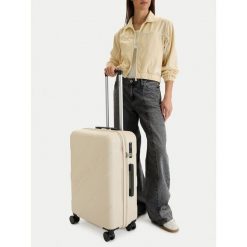 Walizka średnia Reebok. Brązowe walizki damskie Reebok, bez wzorów, średnie. Za 319.99 zł.