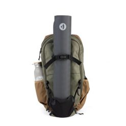 Plecak na matę do jogi Bodhi Daypack. Zielone plecaki męskie BODHI, bez wzorów, sportowe. Za 199.99 zł.