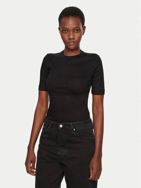 IVY OAK T-Shirt Kristin IO1100X2351 Czarny Slim Fit. Czarne t-shirty damskie IVY & OAK, l, bez wzorów, z bawełny, bez kołnierzyka, bez ramiączek. Za 159.99 zł.