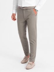 Klasyczne spodnie męskie chino z delikatną teksturą - ciemnobeżowe V1 - Rozmiar: L. Brązowe eleganckie spodnie męskie Ombre Clothing, bez wzorów, z bawełny, klasyczne. W wyprzedaży za 159.99 zł.